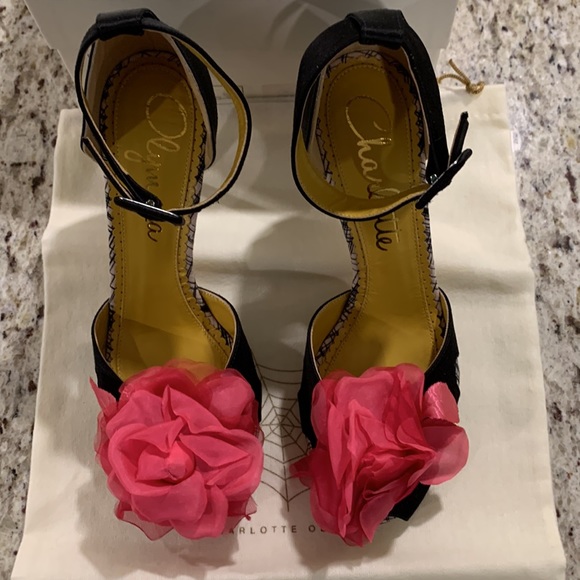 Charlotte Olympia ‘Faye’ Black Silk Satin Peep Toe Heels SZ 38 - Picture 2 of 13